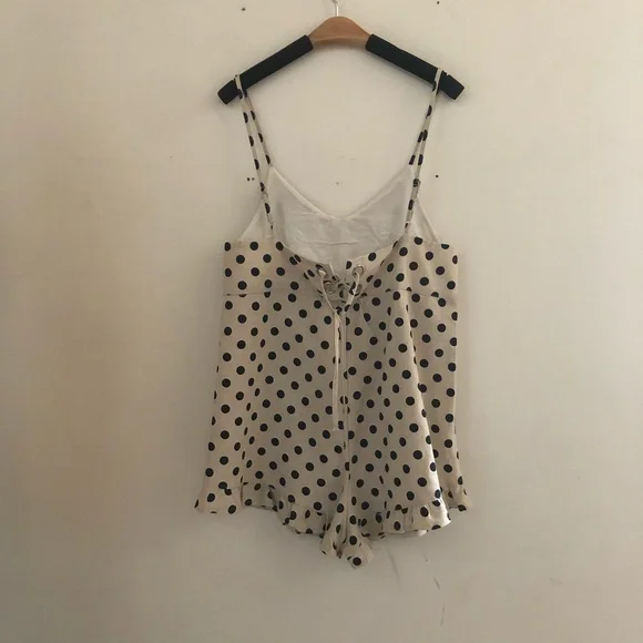 [into] Black polka dot oatmeal Cute ruffles Cotton Romper - Picture 4 of 10